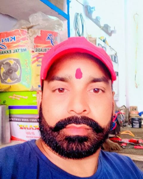 Rajesh Singh (Electricain)